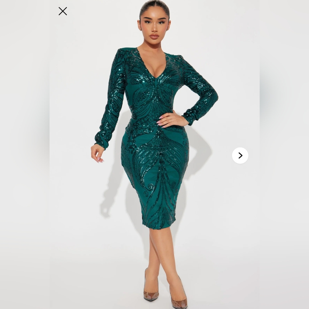 Elegant Green Sequin Dress